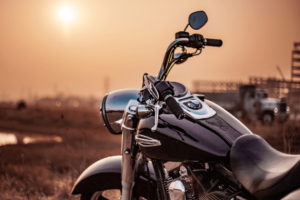 Kelebihan dan Kekurangan Kredit Motor atau Cash