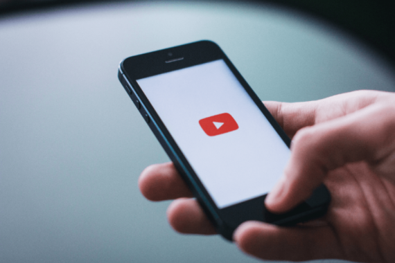 7 Cara Mencari Ide Konten YouTube yang Banyak Penonton